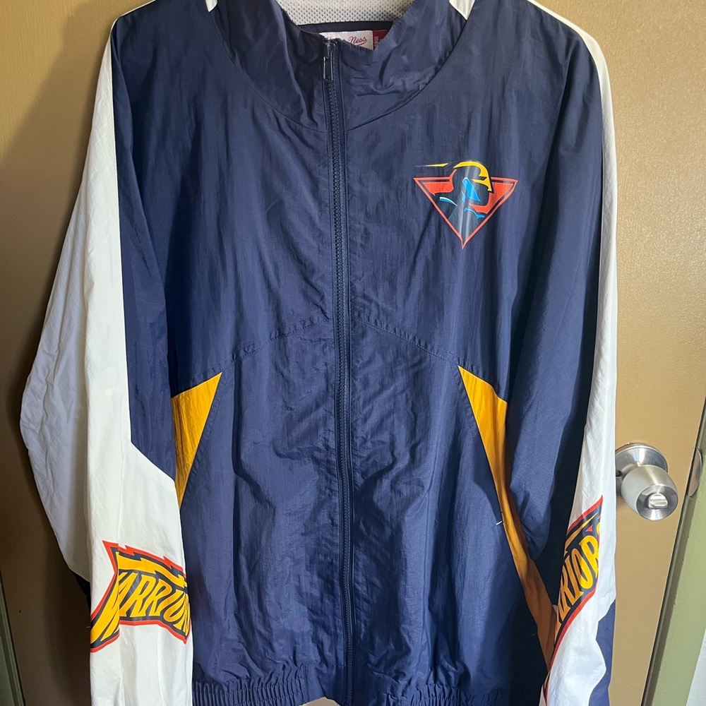Golden State Warriors Mitchell & Ness Navy and Yellow Windbreaker